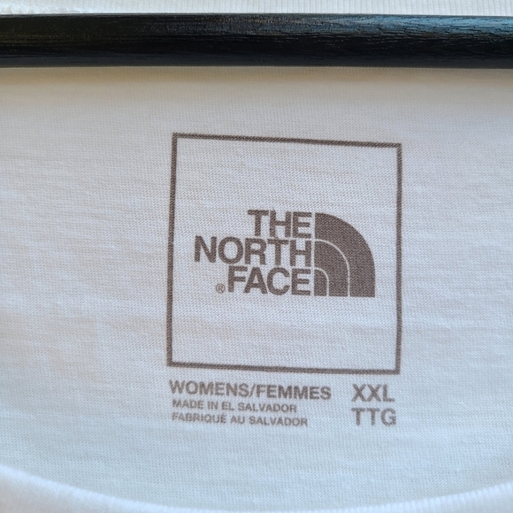 The North Face Pride Tank Top with Rainbow Symbol, Size XXL - Picture 8 of 8